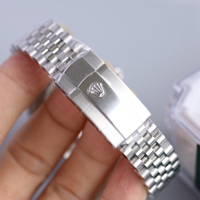 1544253867_437428708_7-768x768