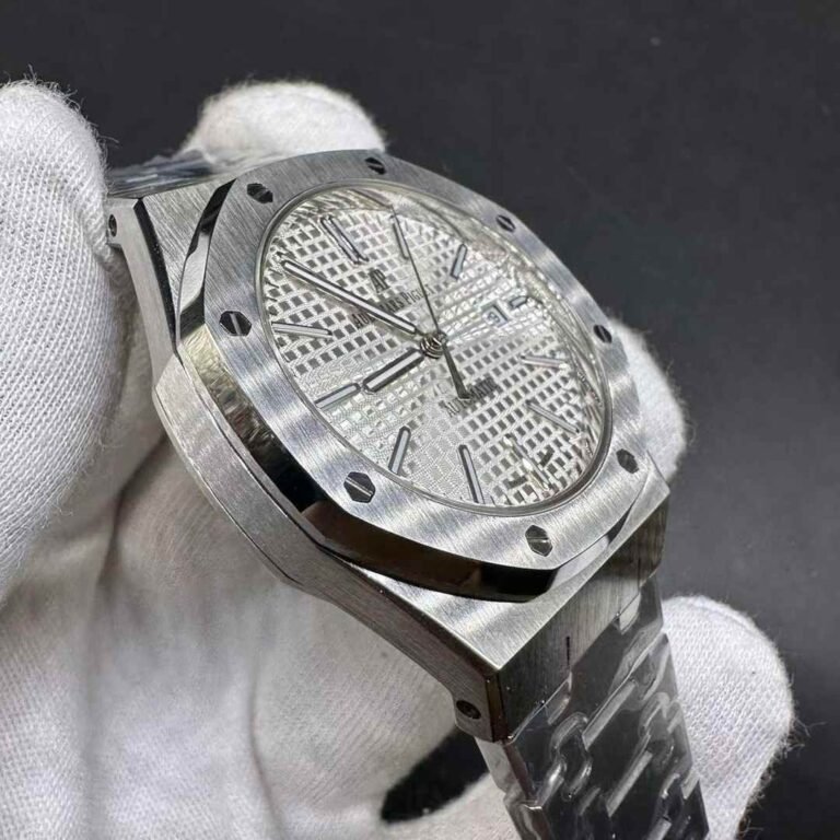 1690683480430_副本-768x768