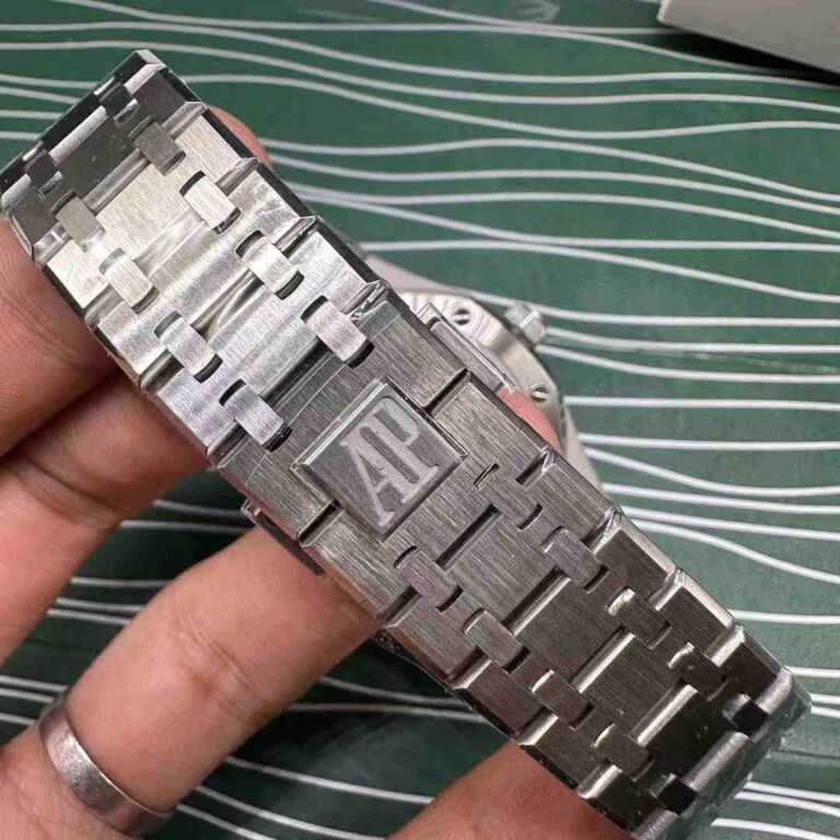 1715639153557_副本-768x768