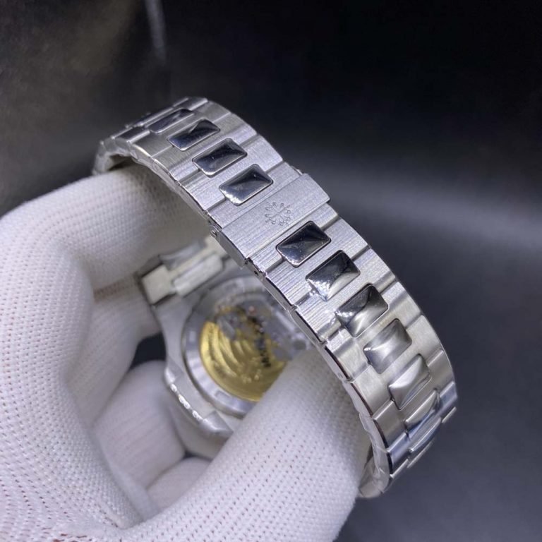 2022-01-03-205228-768x768